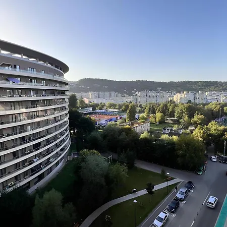 Gavas Near Arena * Κλουζ-Ναπόκα